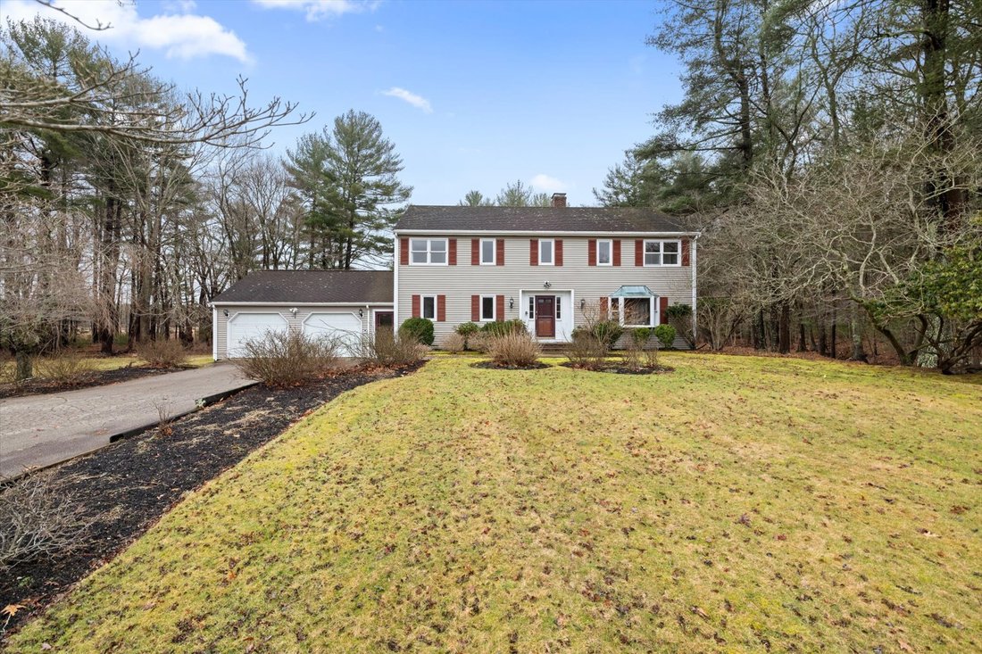 112 Riverside Drive In Norwell, Massachusetts, United States For Sale