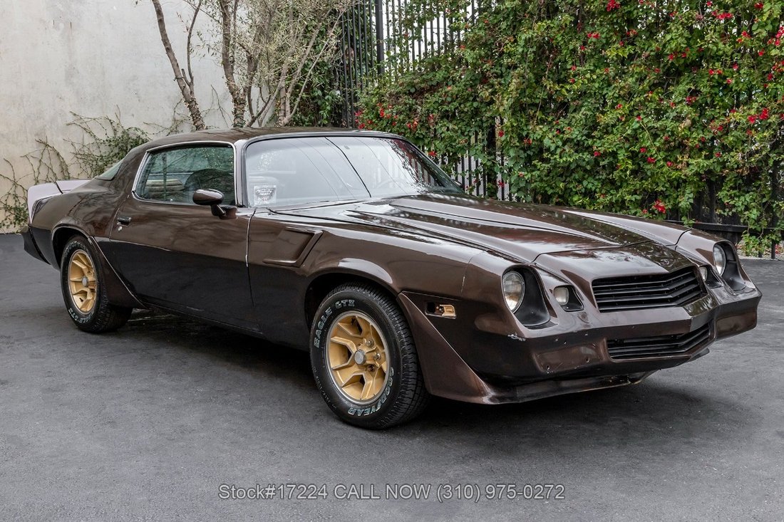 Chevrolet Camaro in Los Angeles, CA 3 - 13937639