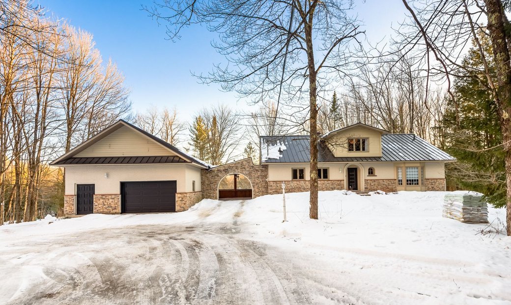 Lac Brome Residential In Lac Brome, Quebec, Canada For Sale (13937034)