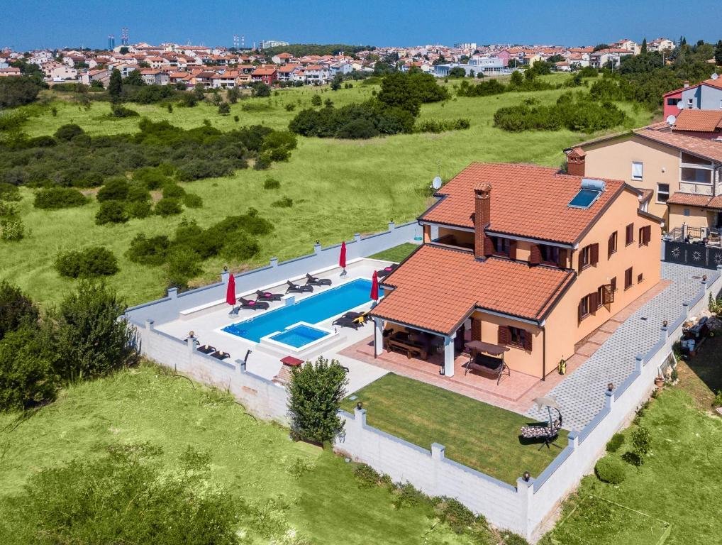 House in Grad Pula, Istria County, Croatia 1 - 13935937