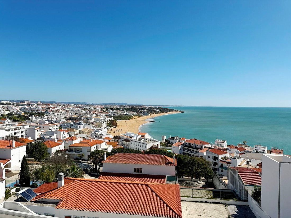 Apartment in Praia dos Pescadores, Olhos de Agua, Portugal 2 - 12894833