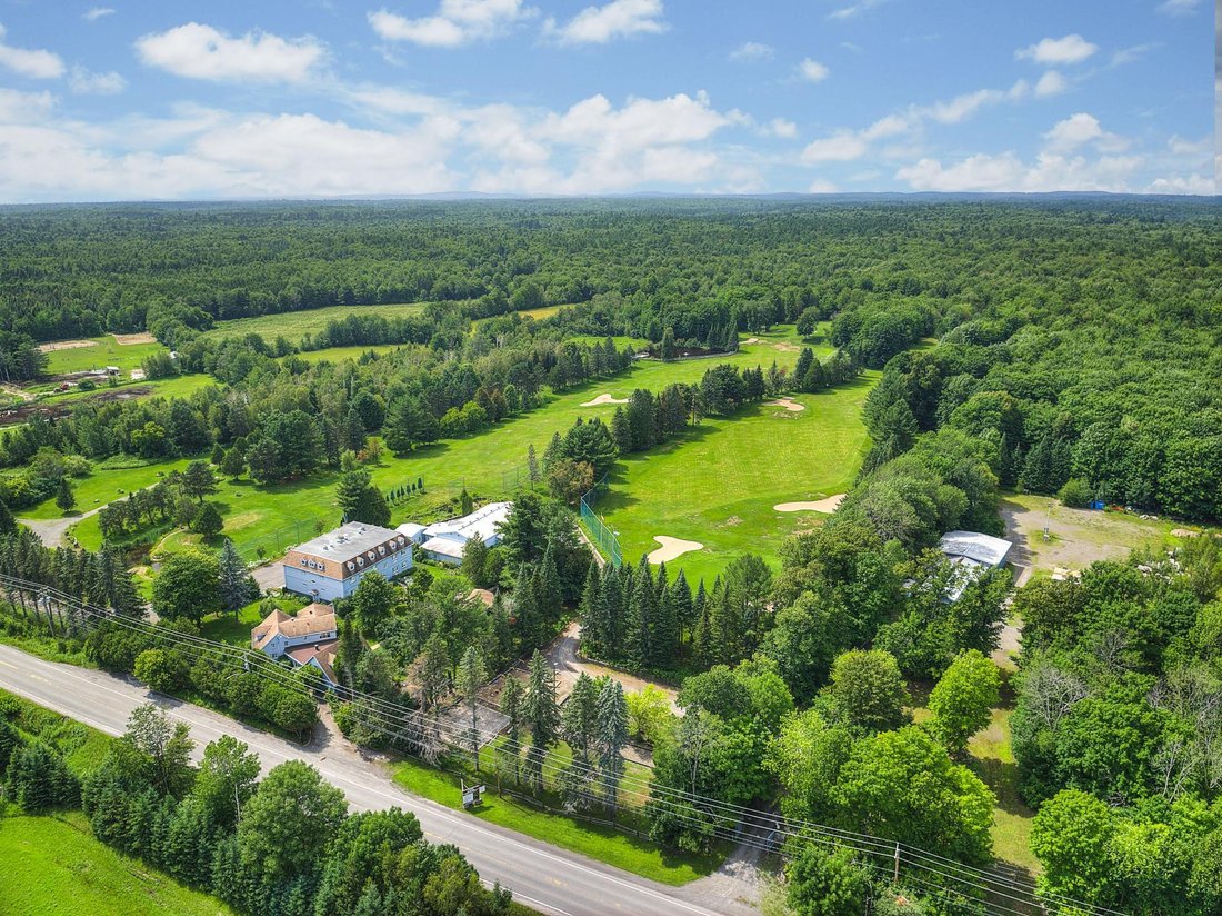 Lachute, Quebec In Lachute, Quebec, Canada For Sale (13937067)