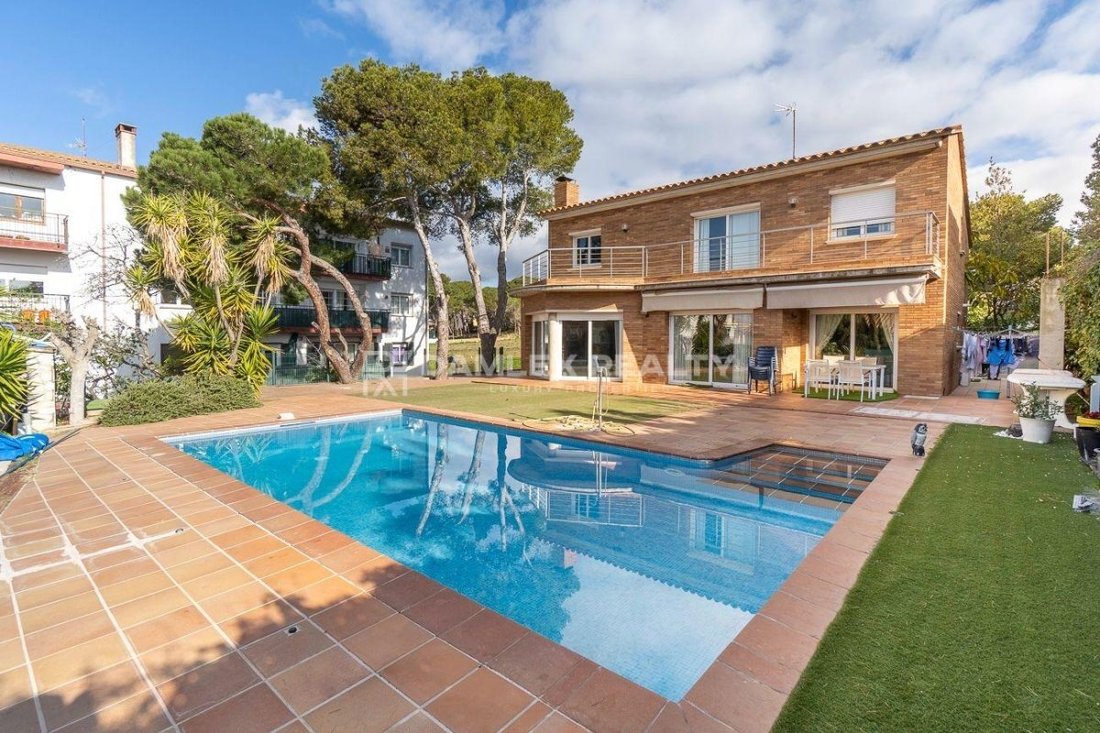 House in Palamos, Catalonia, Spain 2 - 13931796