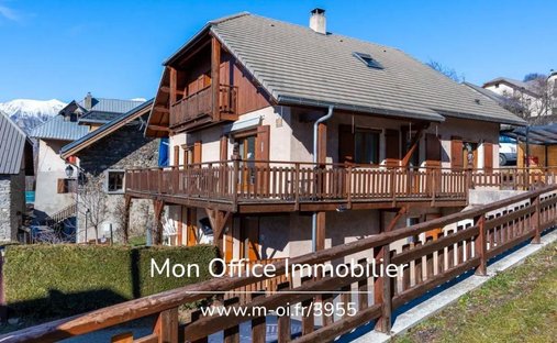 Luxury investment property houses for sale in Saint-André-d'Embrun ...