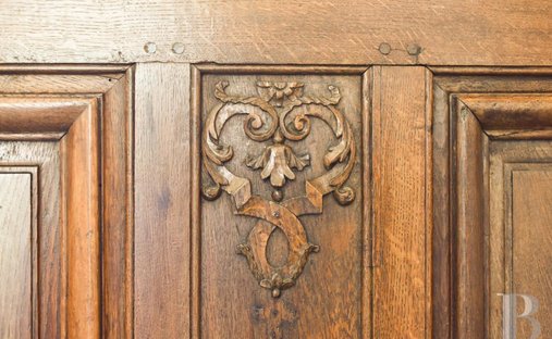 Chateau With Its Lodges For Sale On A Part Wooded 71 Acre Estate With Lake In South Touraine.