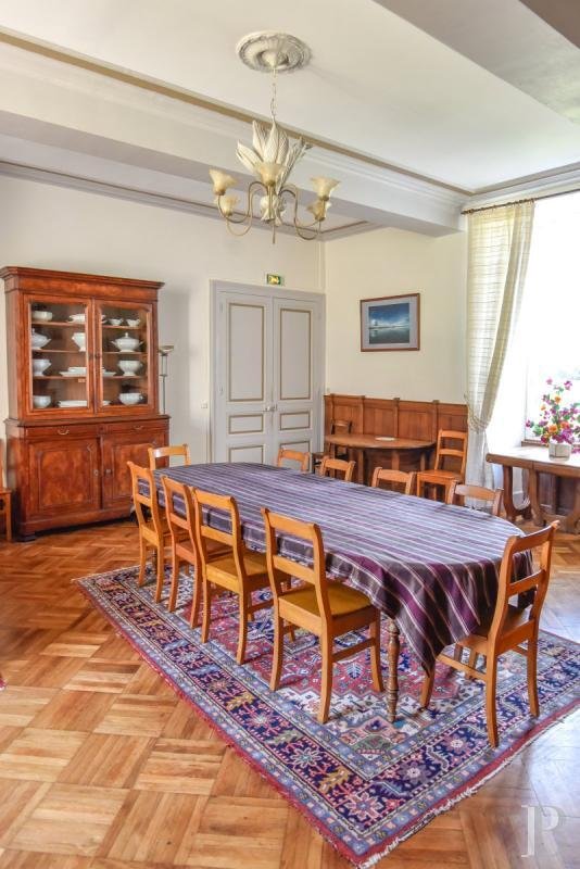 Château de Rêves: A Loire Valley Masterpiece Reborn in 30 Hectares of Whispering Woods - 5