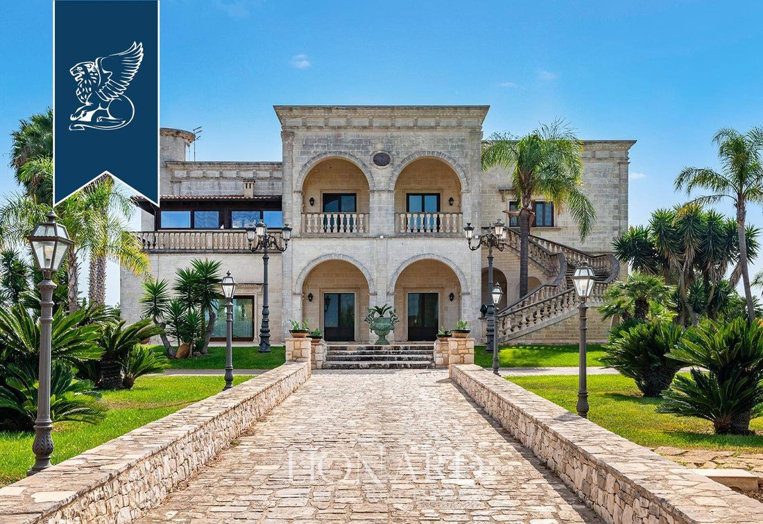 Villa in Taranto, Apulia, Italy 3 - 13931573