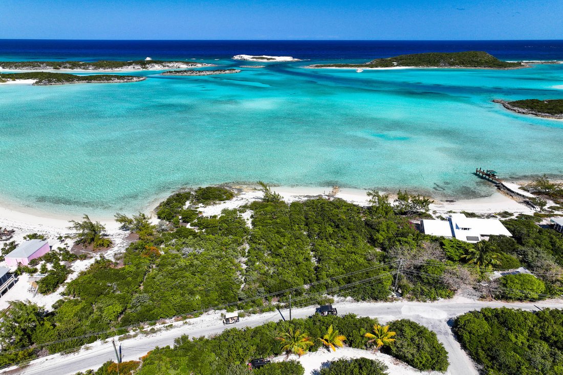 Staniel Cay Lot, Exuma In Black Point, Black Point, The Bahamas For