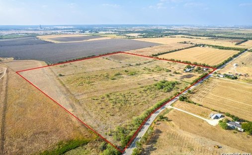 Farm Ranch in New Braunfels, Texas, United States 1