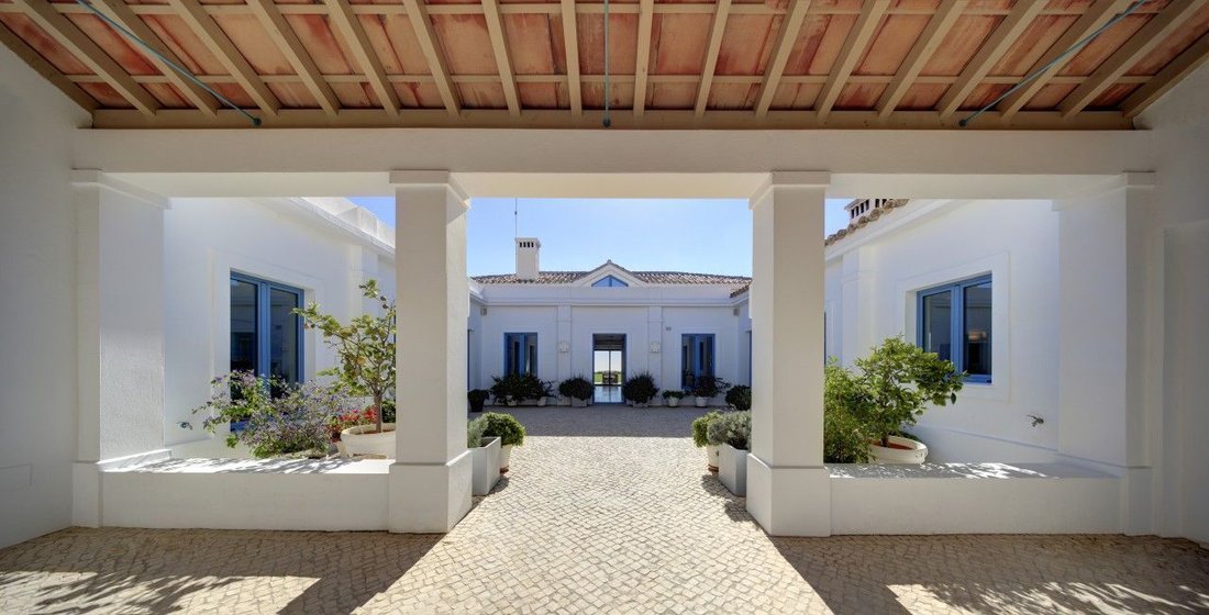 Villa in Benahavis, Andalusia, Spain 3 - 13931500