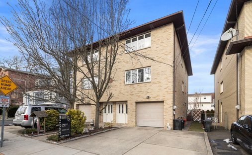 House in Cliffside Park, New Jersey, United States 1