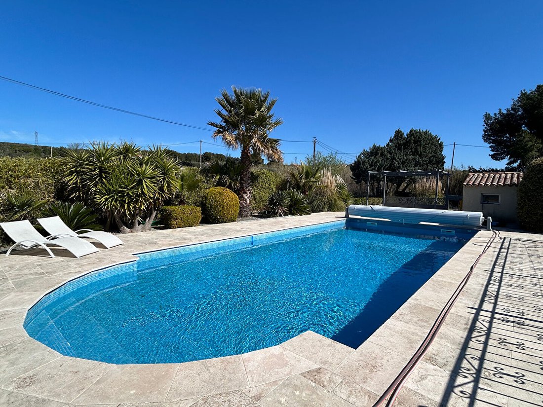 Villa in Plaines Saint Pierre-Saint Julien, Martigues, France 4 - 13931461