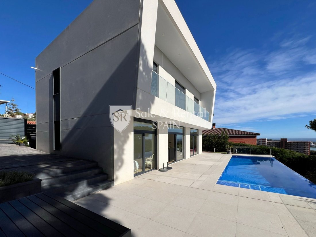 Chalet in Sant Feliu de Guixols, Catalonia, Spain 3 - 13931785