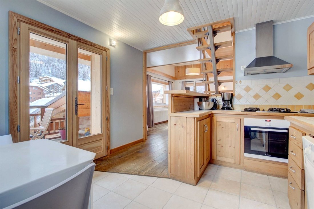Chalet in Avoriaz, Morzine, Auvergne-Rhône-Alpes 2 - 13941976