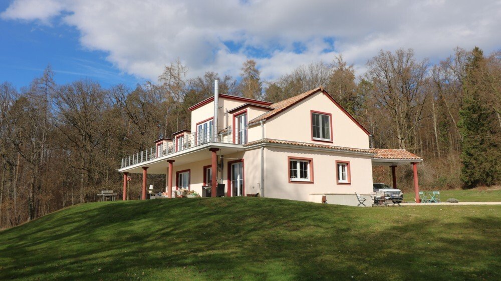 Country Estate Above The Lake In Meersburg, Germany For Sale (13942896)