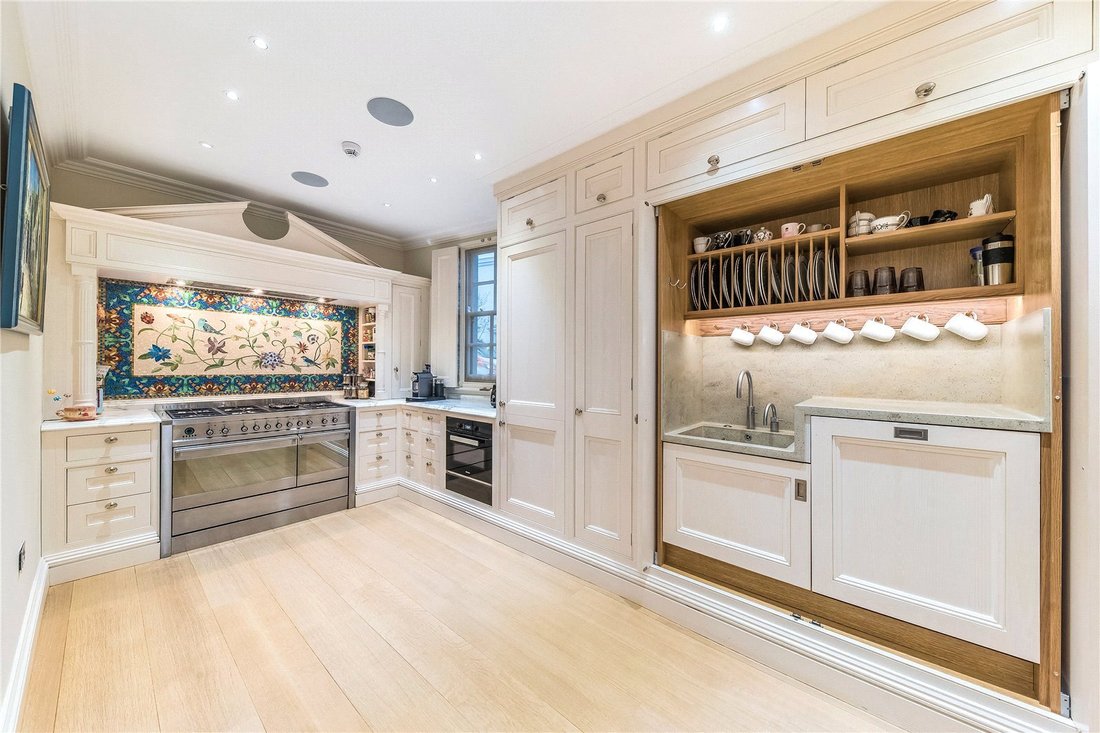 Elystan Place, Chelsea, London In London, England, United Kingdom For Sale (13941699)