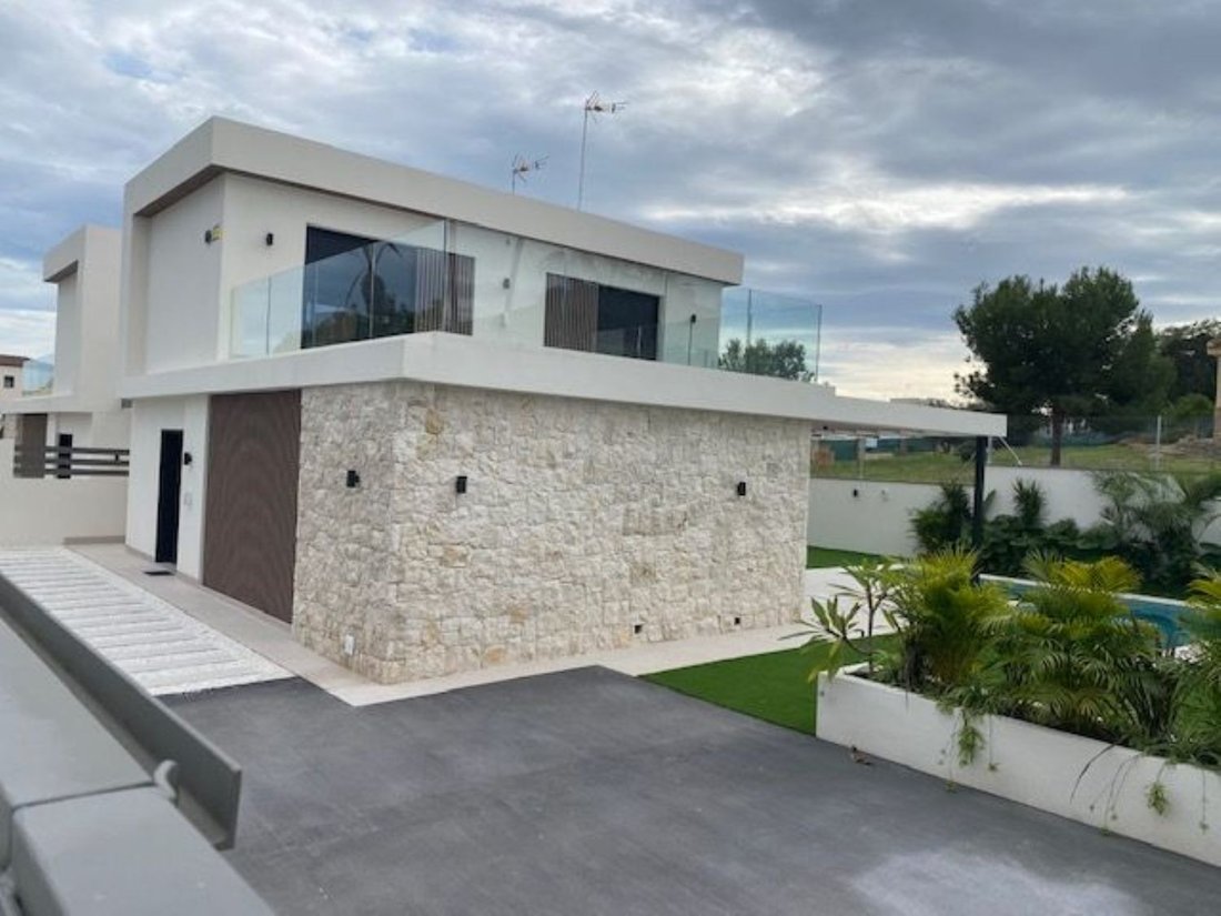 Villa in Playa Flamenca, Orihuela, Valencian Community 3 - 13944305