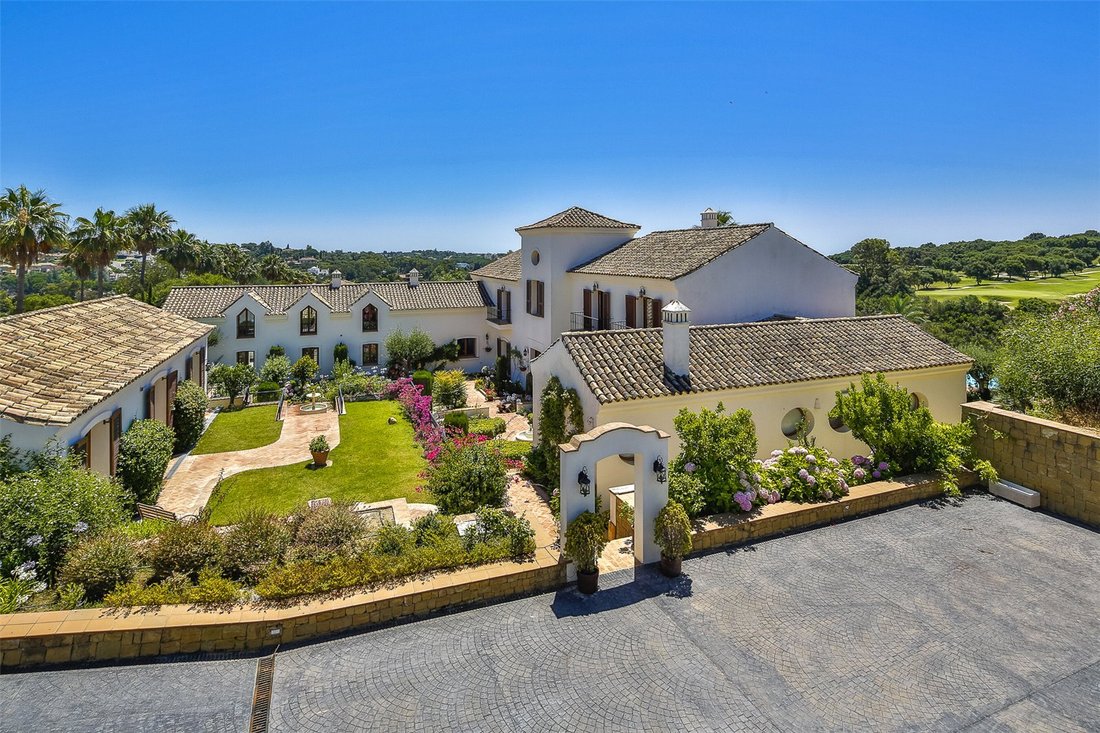 House in Sotogrande, San Roque, Andalusia 1 - 13942105