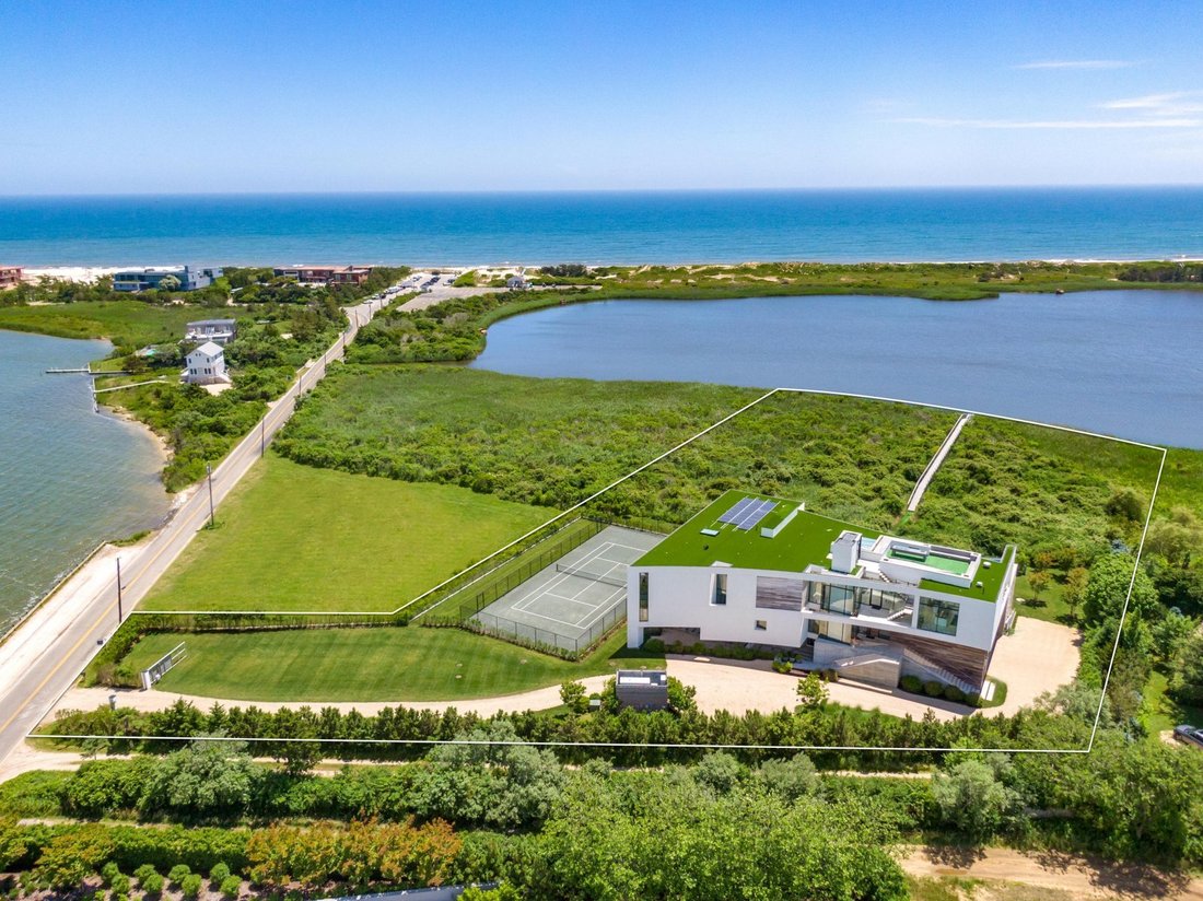 Flying Point Road, Water Mill, Ny In Southampton, New York, United