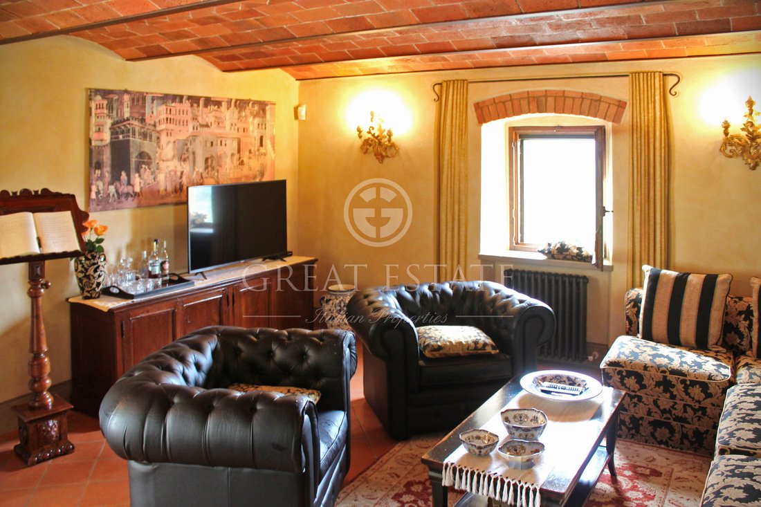 Estate in Gaiole in Chianti, Tuscany, Italy 5 - 13942665