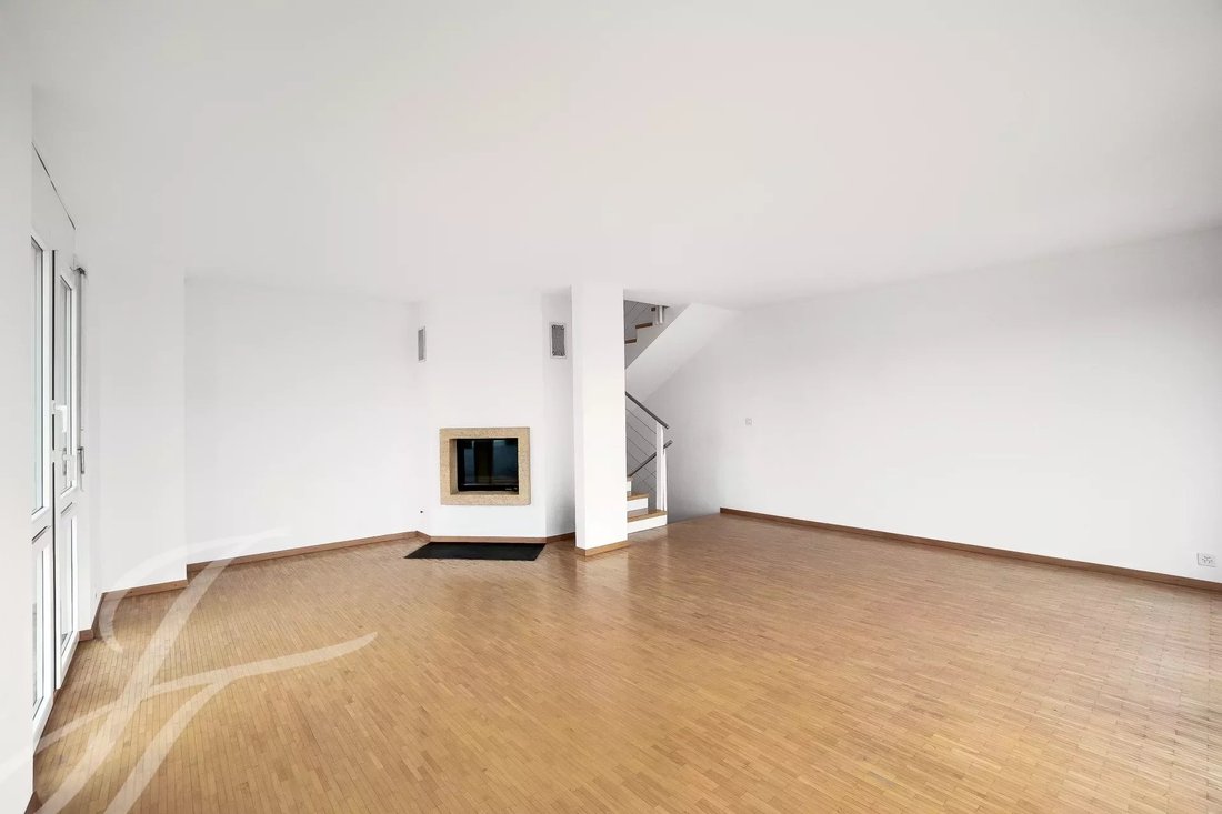 Magnificent Semi Detached Villa In Blonay Saint Légier, Vaud