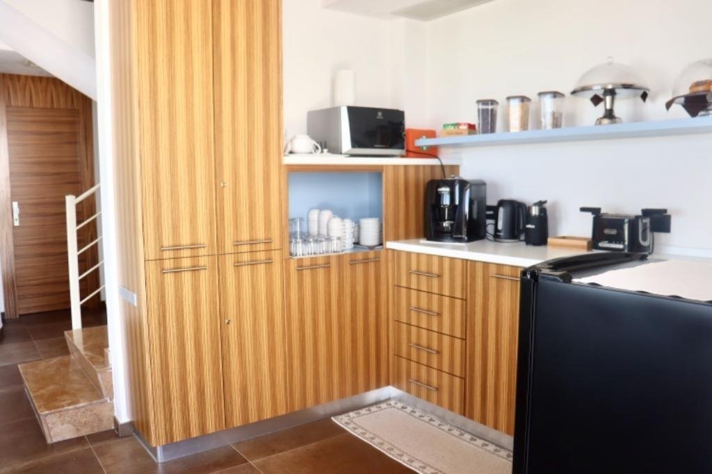 House in Torre Santa Sabina, Carovigno, Apulia 4 - 13942038