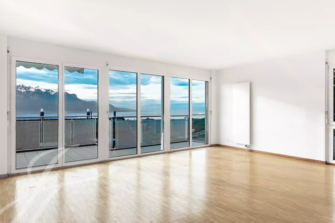 Magnificent Semi Detached Villa In Blonay Saint Légier, Vaud