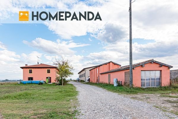 Country House in Mirandola, Emilia-Romagna, Italy 4 - 12427697