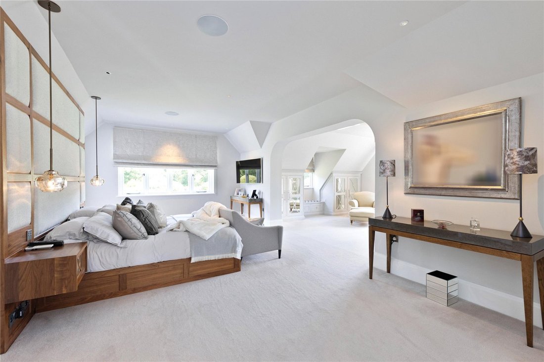 Conford, Liphook, Hampshire In Conford, England, United Kingdom For Sale (13941829)