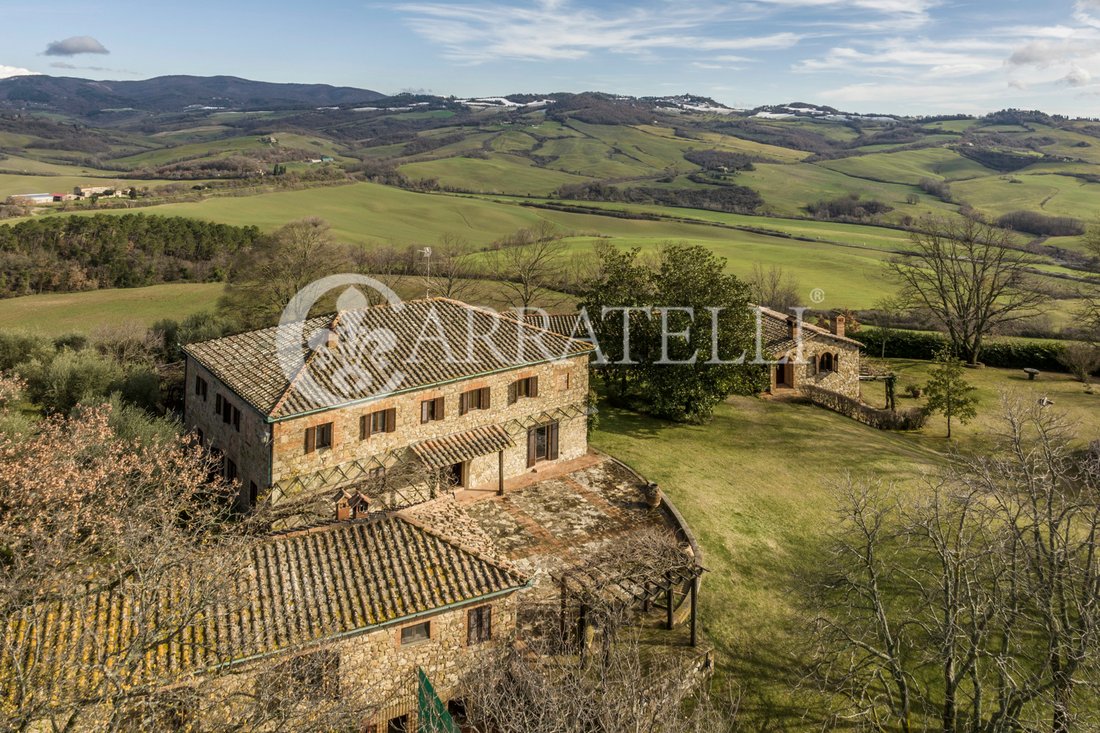 Corps de ferme à Radicondoli, Toscane, Italie 3 - 12520275