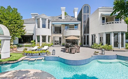 Luxury homes with fitness center / gym for sale in Los Angeles