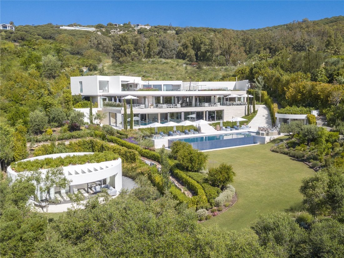 House in Sotogrande, San Roque, Andalusia 1 - 13942099