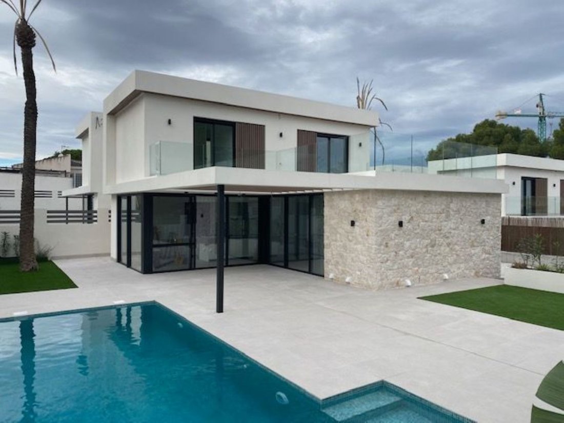 Villa in Playa Flamenca, Orihuela, Valencian Community 1 - 13944305