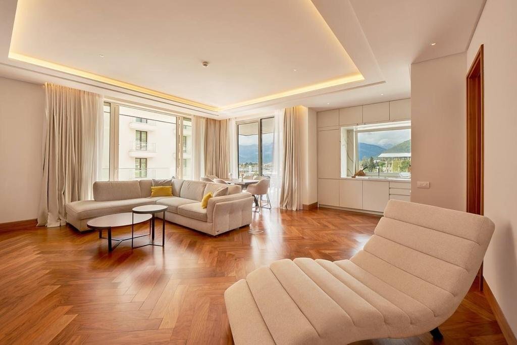 Appartamento in Teodo, Tivat Municipality, Montenegro 2 - 13941376