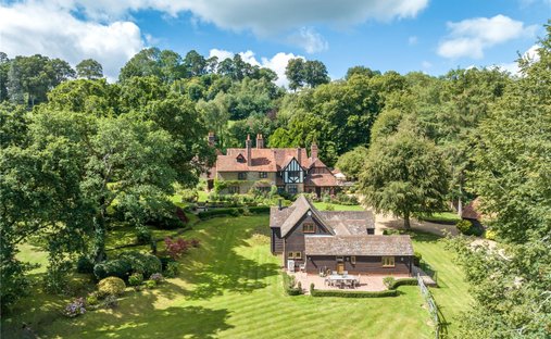 House in Hascombe, England 1