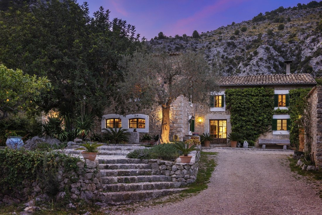 Country House in Selva, Balearic Islands, Spain 2 - 13942127