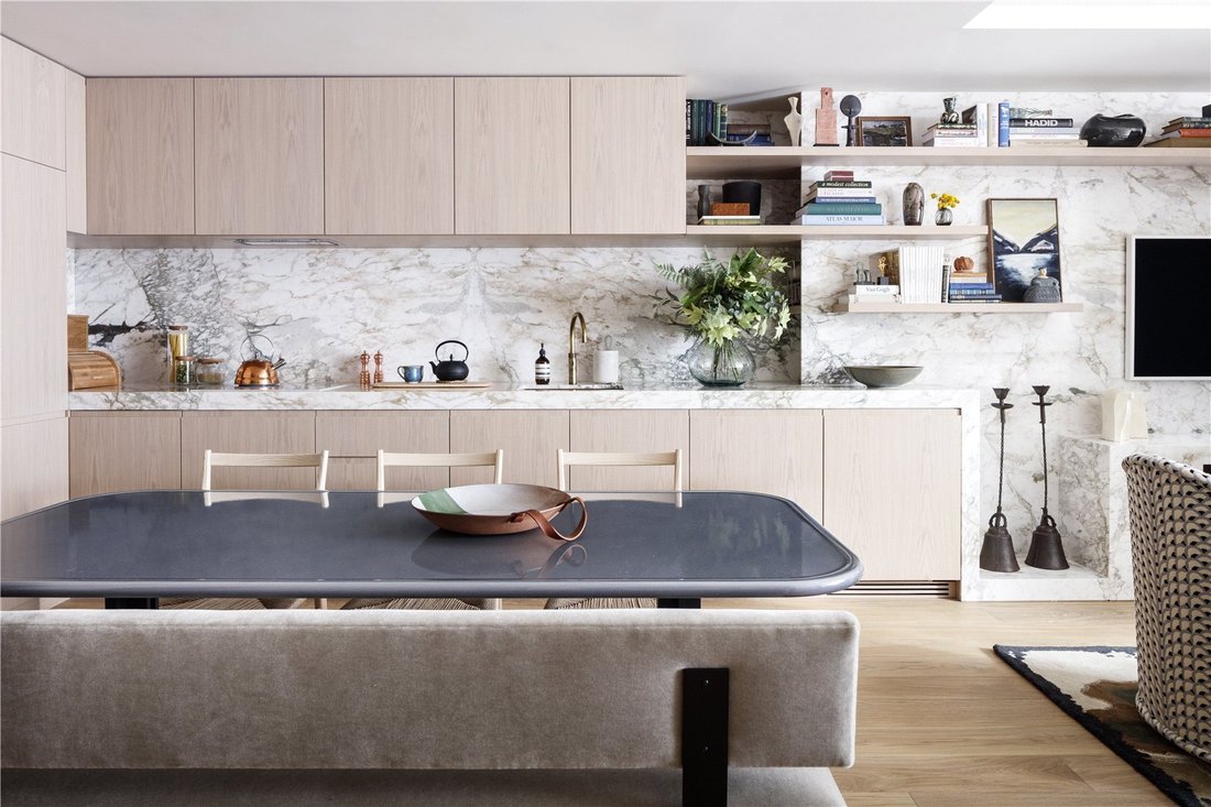 Apartment in Soho, England 4 - 13941812