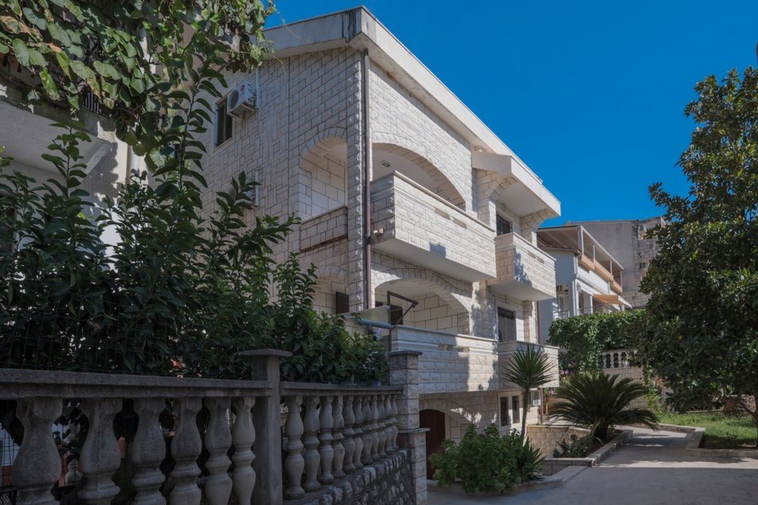 House in Bečići, Budva Municipality, Montenegro 2 - 13942111
