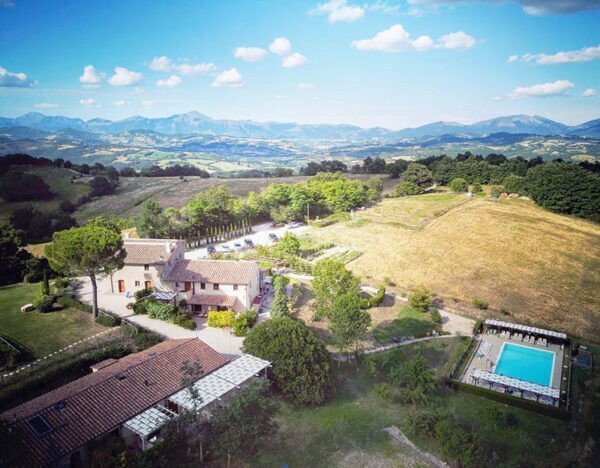 Country House in Gubbio, Umbria, Italy 1 - 13942010