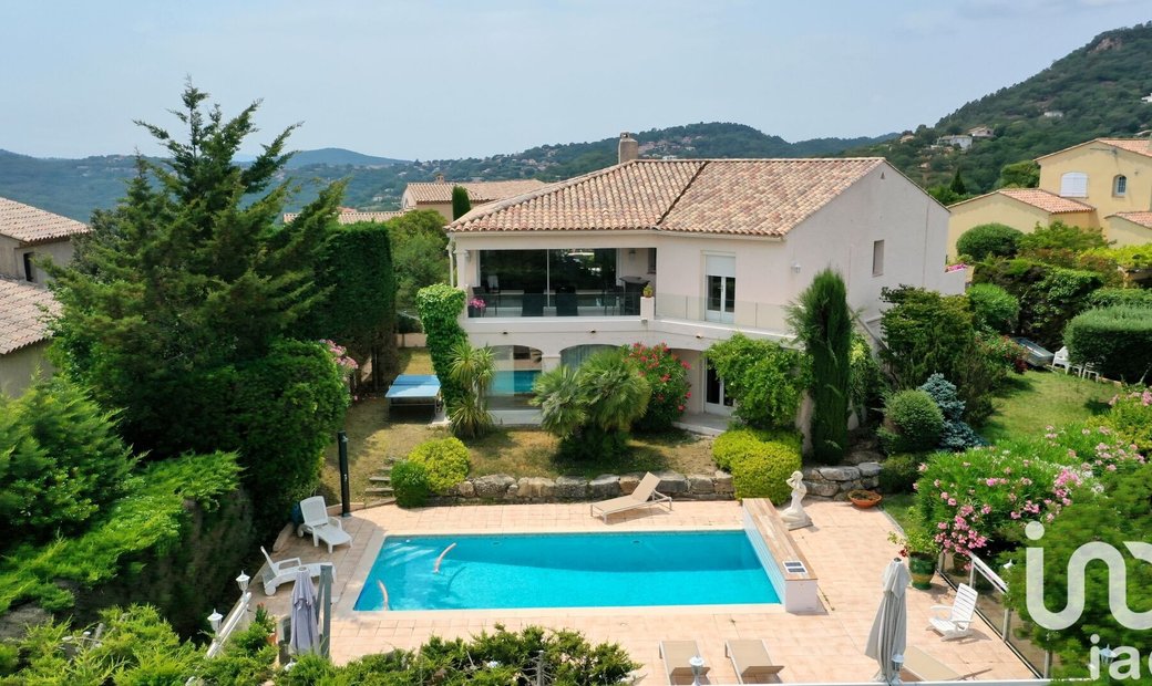 Vente Maison In Les Adrets De L'estérel, Provence Alpes Côte D'azur ...