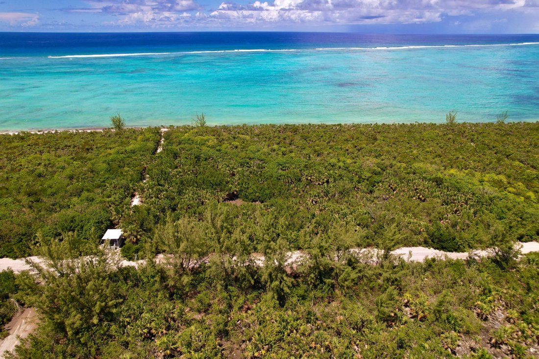 Land in Sandy Point, Caicos Islands, Turks and Caicos Islands 2 - 13944960