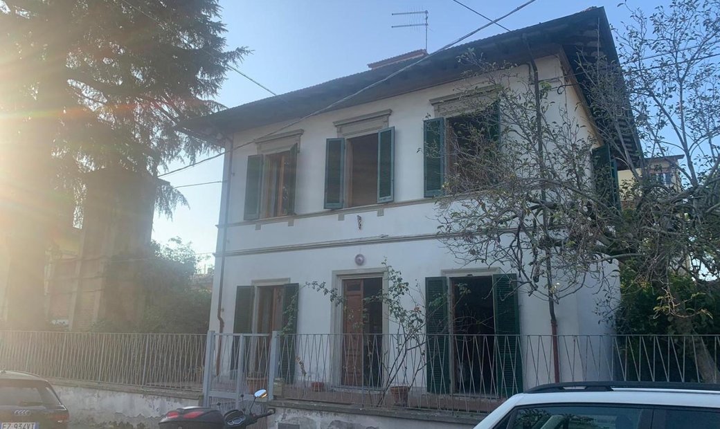 Villa Vendre Pisa Pi Buono Dans Riglione Oratoio Toscane