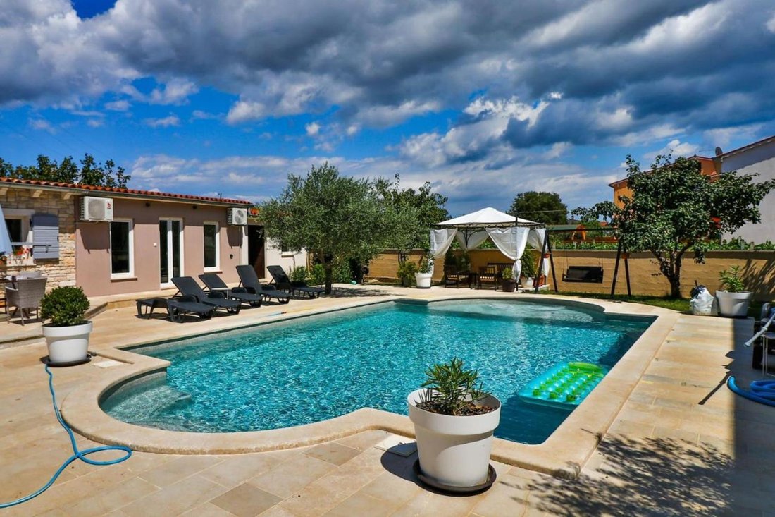 Villa in Loborika, Istria County, Croatia 3 - 13947387