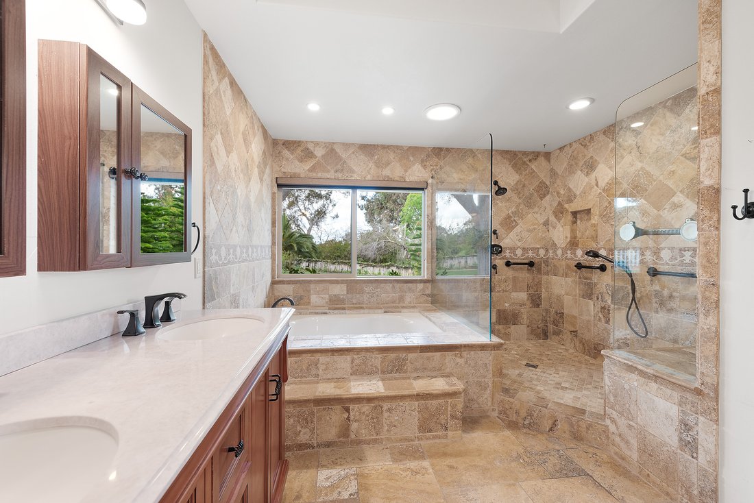 Stunning One Story Las Posas Estates In Camarillo, California, United States For Sale (13946342)