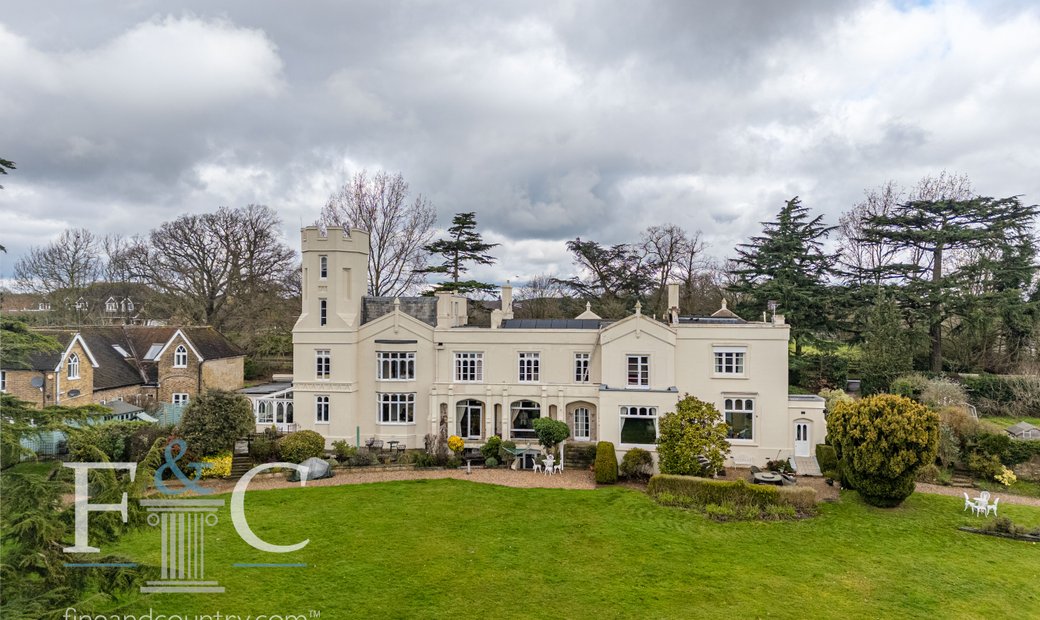 Listings by Fine & Country Broxbourne, Enfield and Lea Valley United