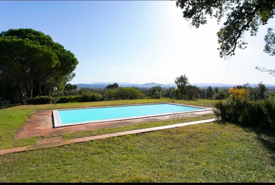 Villa in Castle of Castiglione, Castiglione della Pescaia, Tuscany 4 - 13949541
