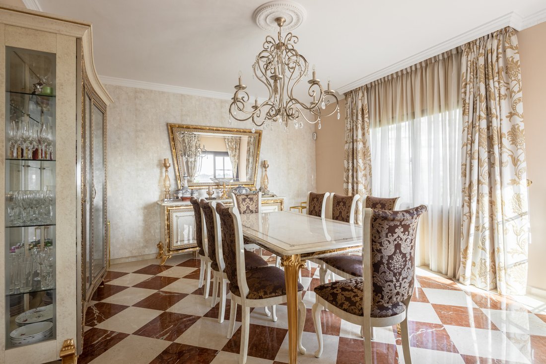 Villa in El Paraíso, Benahavis, Spain 4 - 13952516