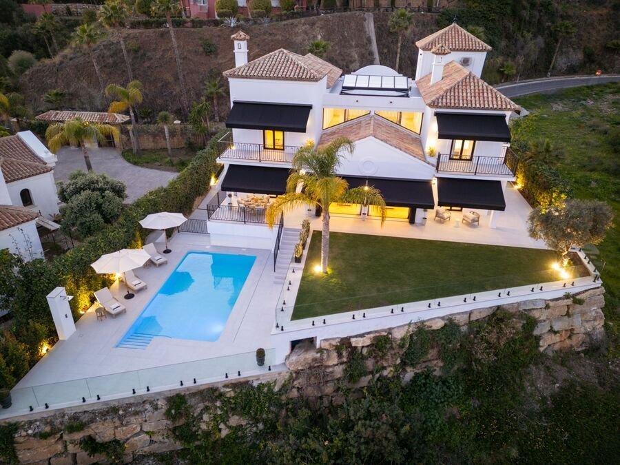 Villa in Benahavis, Andalusia, Spain 4 - 13950279
