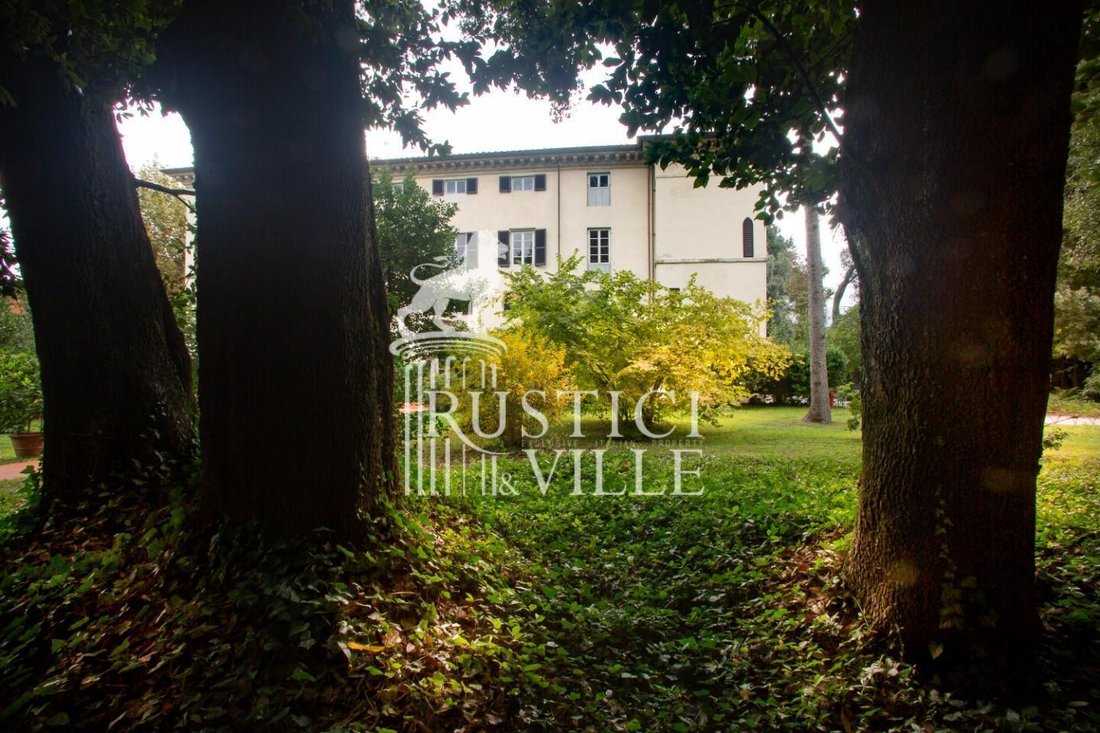A Timeless Aristocrat’s Dream: 14th-Century Tuscan Villa of Whispering Gardens & Golden Light