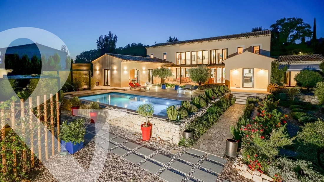 Paradou House In Paradou, Provence Alpes Côte D'azur, France For Sale (13950160)